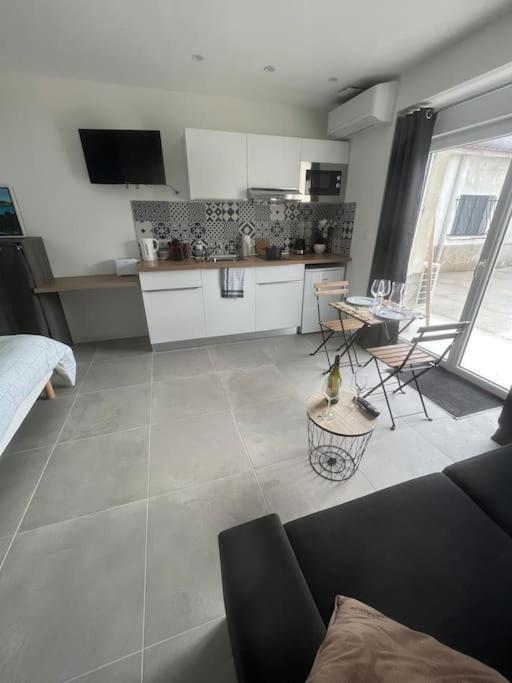 Chopin'Studio Balneo'2Pers Chasse-sur-Rhone Exterior photo